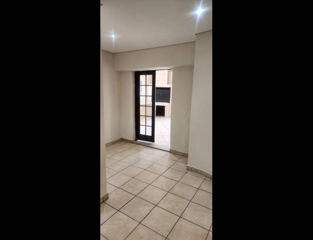 6 BEDROOM HOUSE FOR SALE IN BRACKENDOWNS